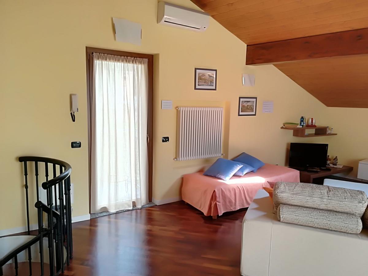B&B-Foresteria Casa Della Musica Lake Como Mandello del Lario Zewnętrze zdjęcie