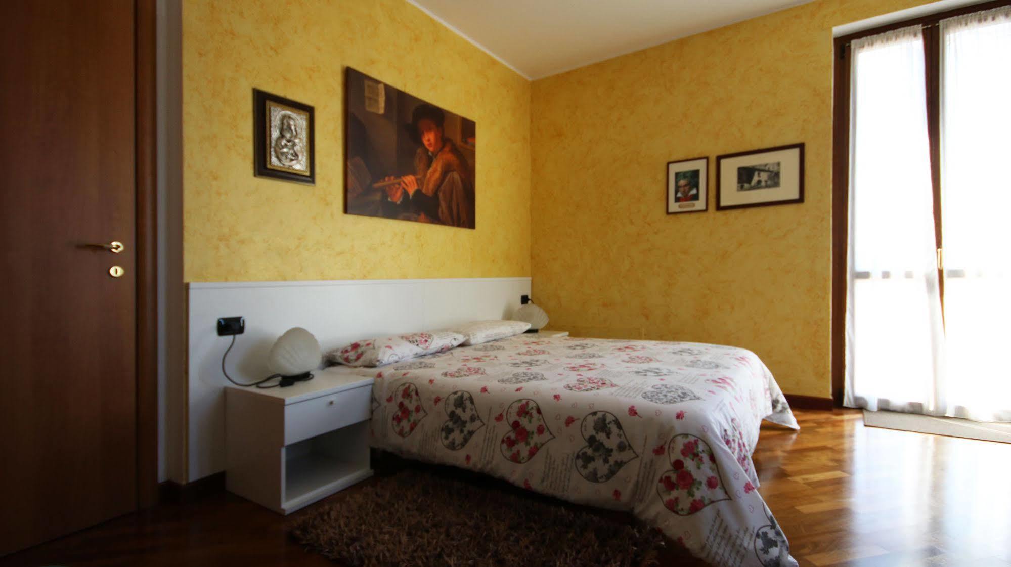 B&B-Foresteria Casa Della Musica Lake Como Mandello del Lario Zewnętrze zdjęcie