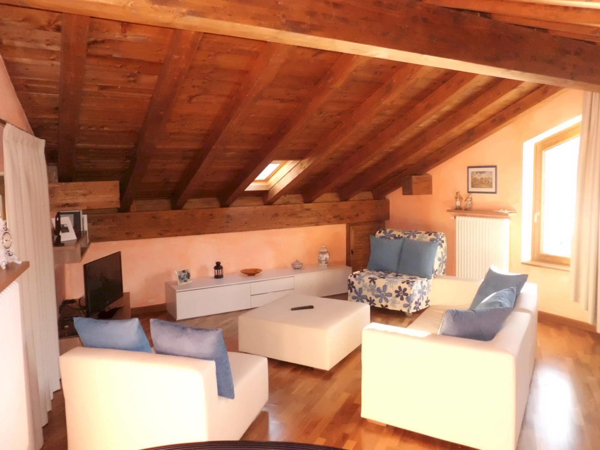 B&B-Foresteria Casa Della Musica Lake Como Mandello del Lario Zewnętrze zdjęcie